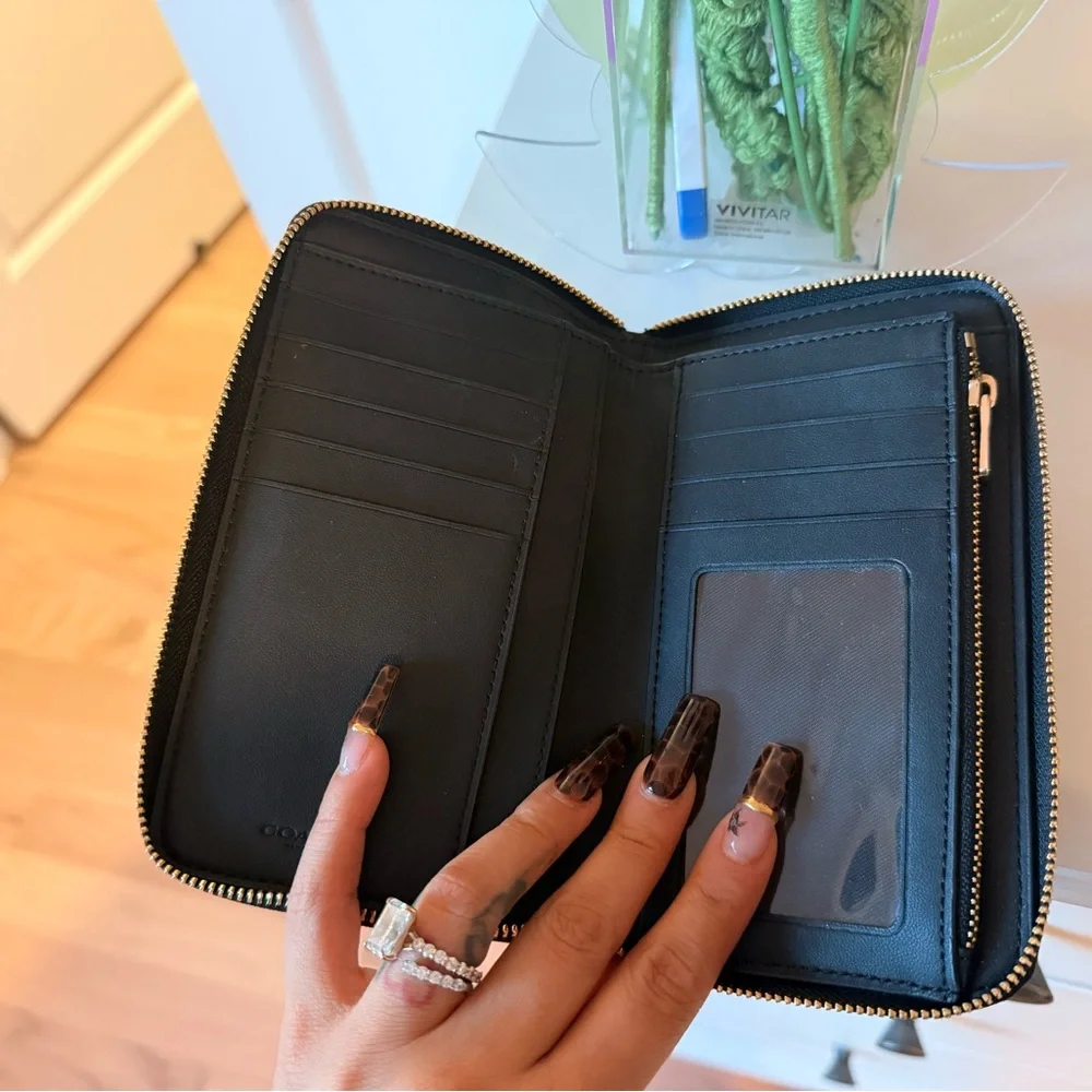 Coach pebble leather wallet - Picture 4 of 7